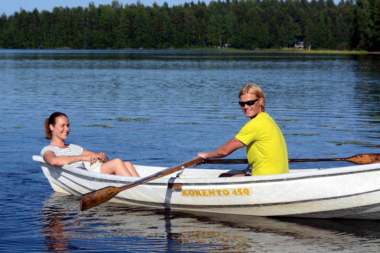 Revontuli Resort Rooms Hankasalmi Екстериор снимка