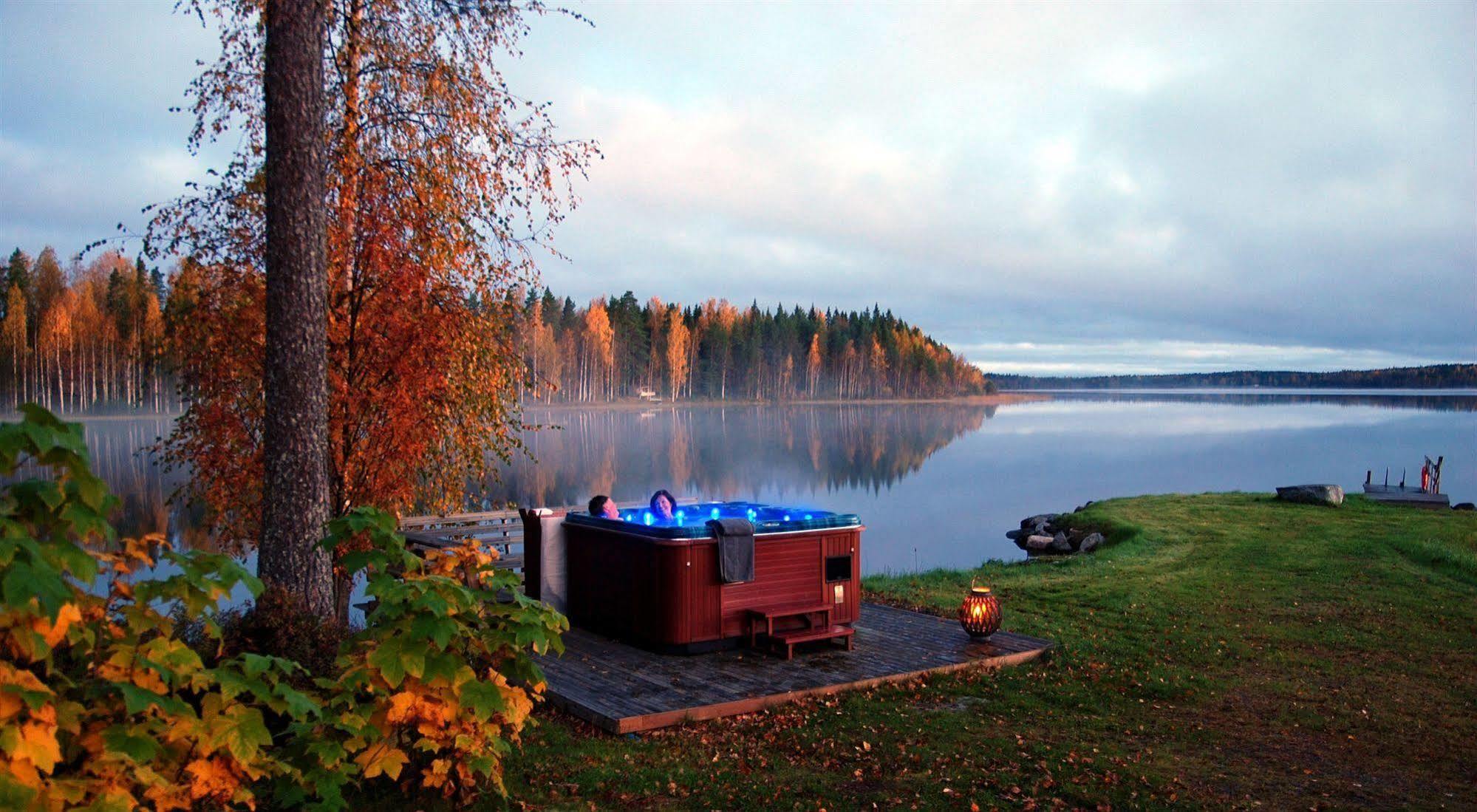 Revontuli Resort Rooms Hankasalmi Екстериор снимка