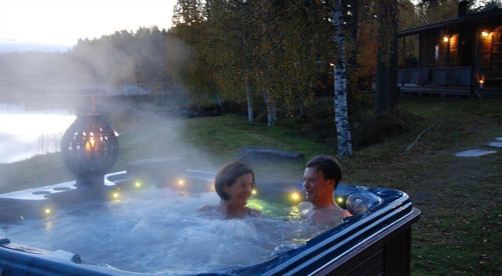 Revontuli Resort Rooms Hankasalmi Екстериор снимка